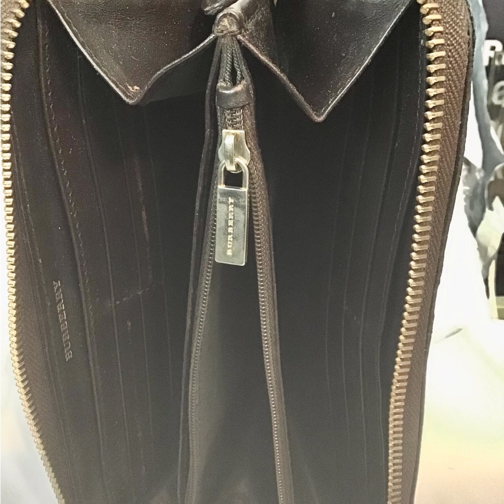 Burberry Studded Haymarket Zip Around Wallet - Picture 5 of 11